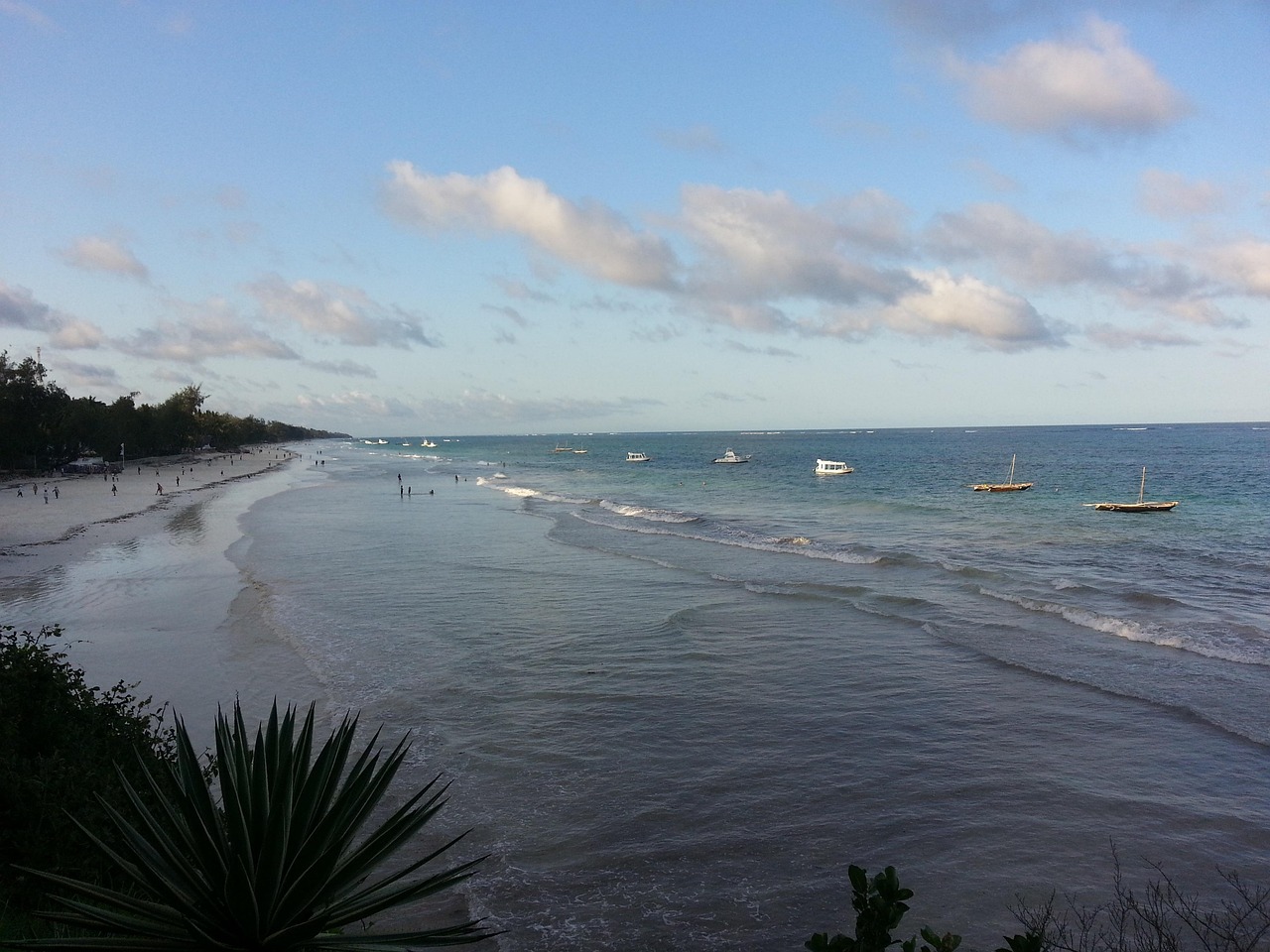Weißer Sandstrand von Diani Beach